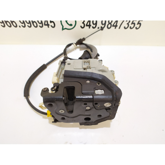 8X1837016 SERRATURA CHIUSURA ELETTRICA PORTA ANTERIORE DESTRO DX USATO AUDI A1 (8X1) (2010\2018) 