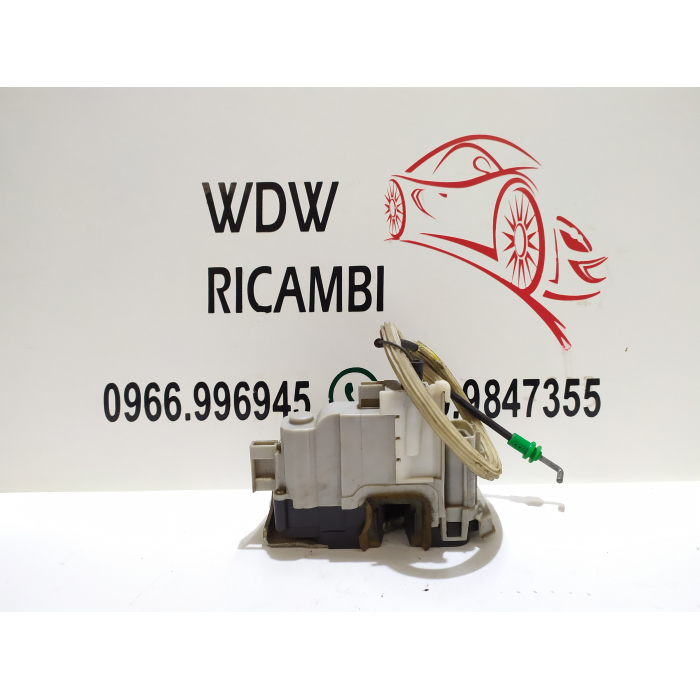 51926044 SERRATURA CHIUSURA PORTA ANTERIORE DESTRO DX USATO LANCIA YPSILON (312\319) 1.2 (DAL 2011 IN POI >)
