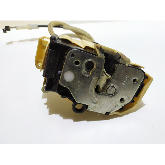 51963632 ART.25558 SERRATURA CHIUSURA PORTA ANTERIORE DESTRO DX FIAT PANDA (312\319) 1.2 (DAL 2012 IN POI >) 