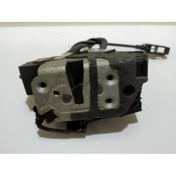 BM5A-A21812-BE SERRATURA CHIUSURA PORTA ANTERIORE DESTRO DX USATO FORD FOCUS SW (2011\2018)