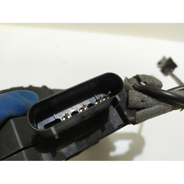 BM5A-A21812-BE SERRATURA CHIUSURA PORTA ANTERIORE DESTRO DX USATO FORD FOCUS SW (2011\2018)