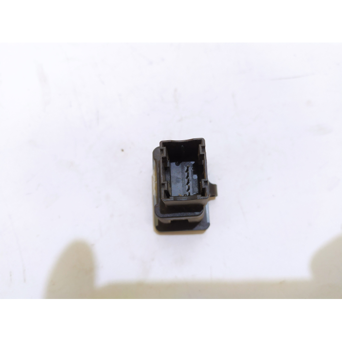 735429751 ATTACCO PRESA PORTA USB USATO FIAT GRANDE PUNTO 1.3 75CV (2005\2011) 2007