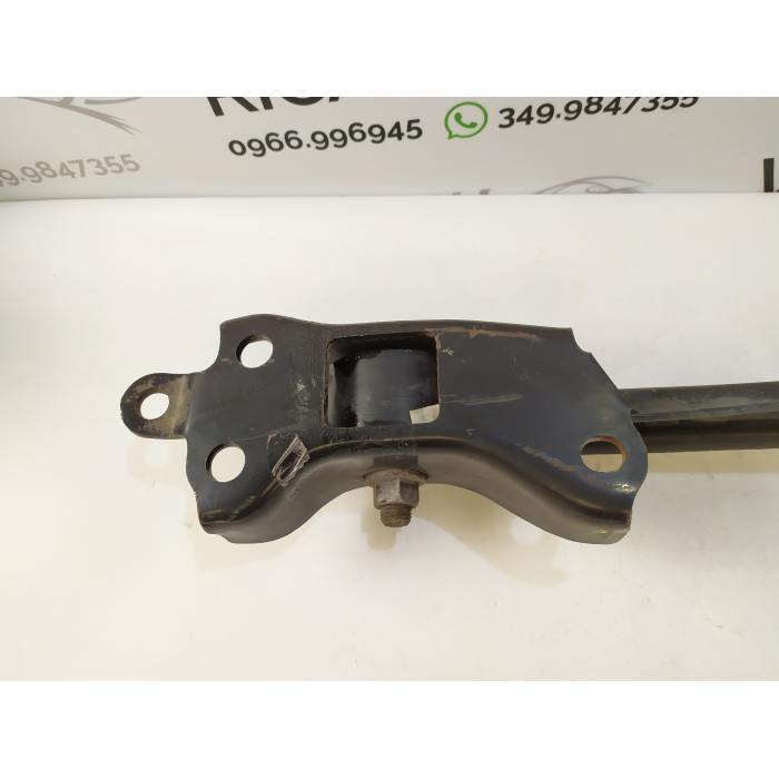 BRACCIO TRASVERSALE SUPPORTO POSTERIORE DESTRO DX USATO TOYOTA RAV 4 4° 2.0 D (XA40) (2013\2018)
