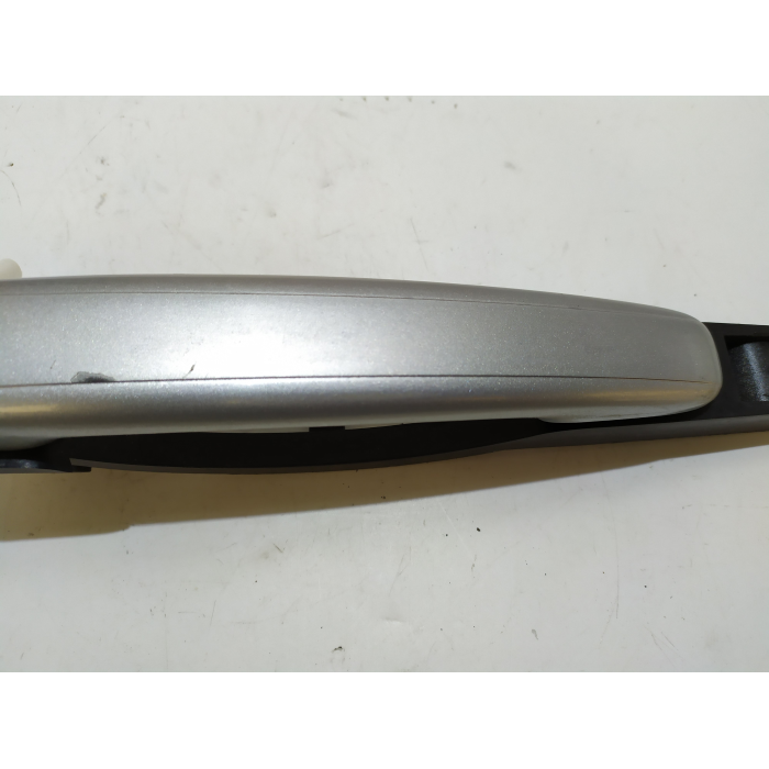 MANIGLIA ESTERNA PORTA POSTERIORE DESTRO DX USATO PEUGEOT 307 SW 1.6 HDI (2001\2009)
