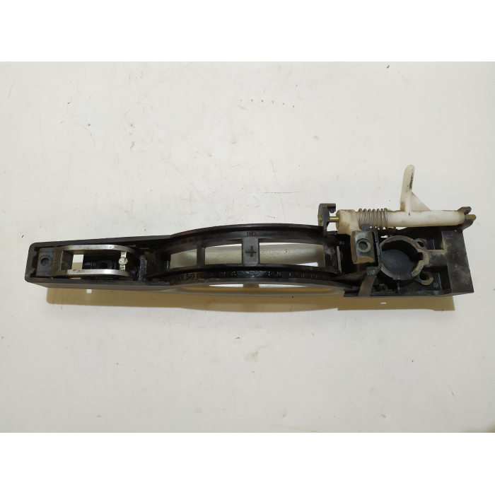 MANIGLIA ESTERNA PORTA POSTERIORE DESTRO DX USATO PEUGEOT 307 SW 1.6 HDI (2001\2009)