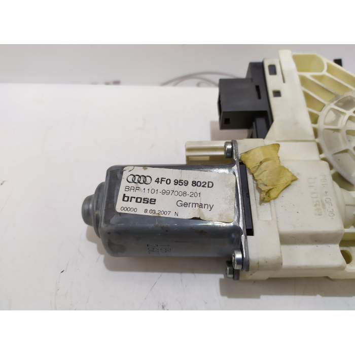 4F0959802D MOTORINO ALZAVETRO PORTA ANTERIORE DESTRO DX USATO AUDI A6 (C6) 3.0 TDI (2004\2011)