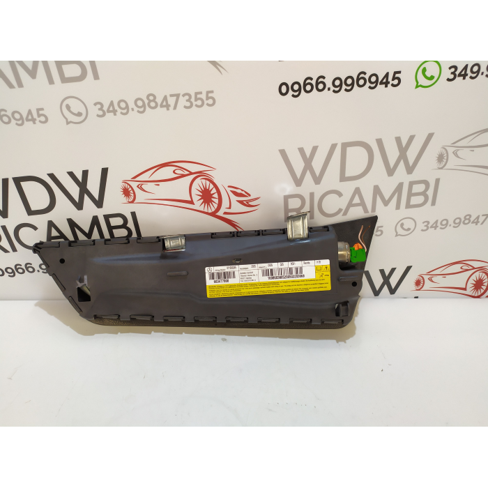 16986038052 AIRBAG SEDILE NERO ANTERIORE DESTRO DX USATO MERCEDES CLASSE A (W169) (2004\2012) 