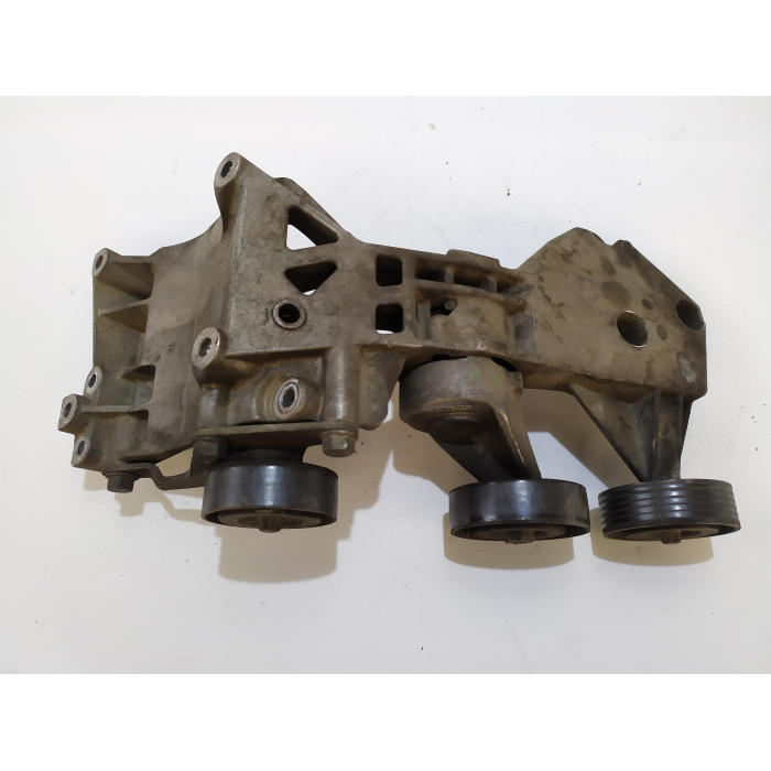 A6402021040 SUPPORTO TENDICINGHIA PULEGGIA USATO MERCEDES CLASSE A (W169) 2.0 (2004\2012) 