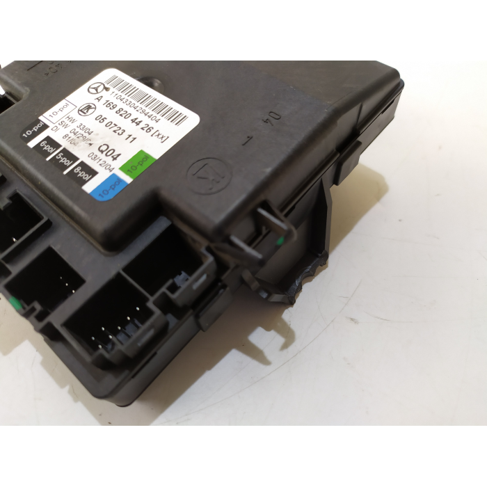 A1698204426 CENTRALINA PORTA ANTERIORE DESTRO DX USATO MERCEDES CLASSE A (W169) 2.0 (2004\2012)