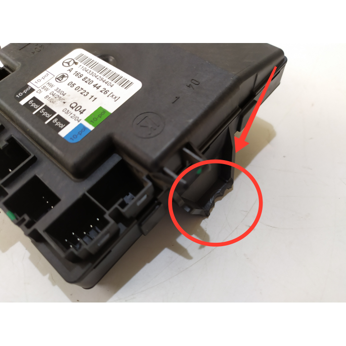 A1698204426 CENTRALINA PORTA ANTERIORE DESTRO DX USATO MERCEDES CLASSE A (W169) 2.0 (2004\2012)