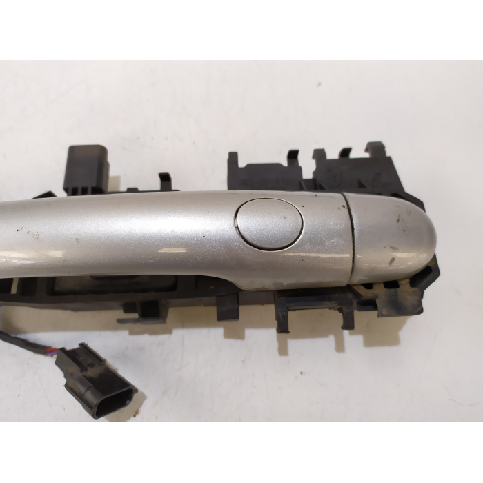 MANIGLIA ESTERNA PORTA POSTERIORE SINISTRO SX USATO RENAULT SCENIC MEGANE SW 1.5 (2002\2010)