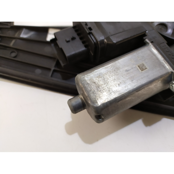 9830388880 ALZAVETRO ELETTRICO PORTA POSTERIORE DESTRO DX USATO PEUGEOT 3008 II 2° (DAL 2016 > IN POI)