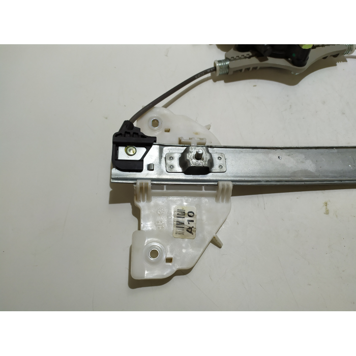 83450-H8000 ALZAVETRO ELETTRICO 2 PIN PORTA POSTERIORE SINISTRO SX KIA STONIC (DAL 2017 IN POI>)