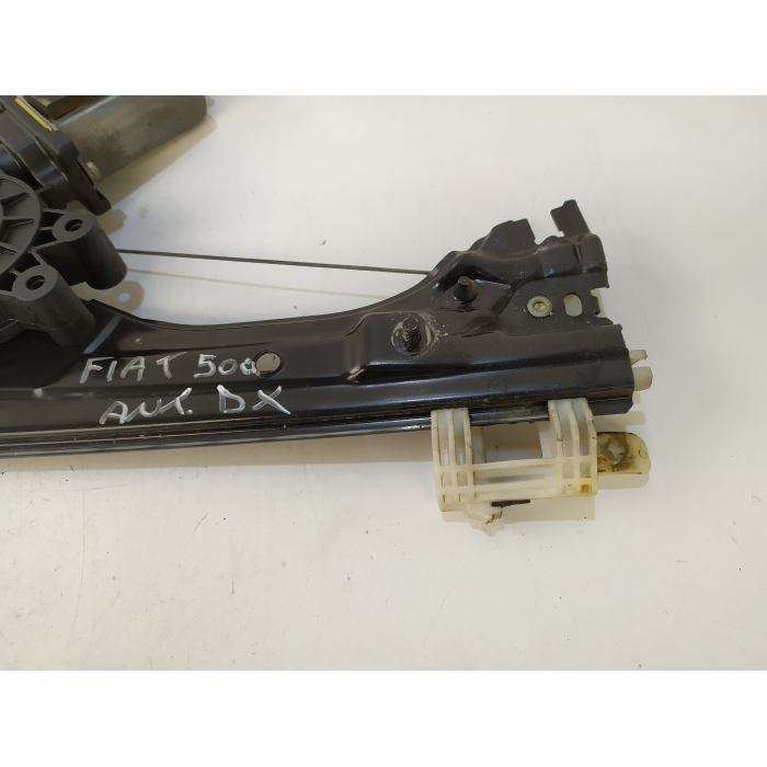 518762670 ALZAVETRO PORTA ANTERIORE DESTRO DX USATO FIAT 500 1.3 (DAL 2007 IN POI >) 