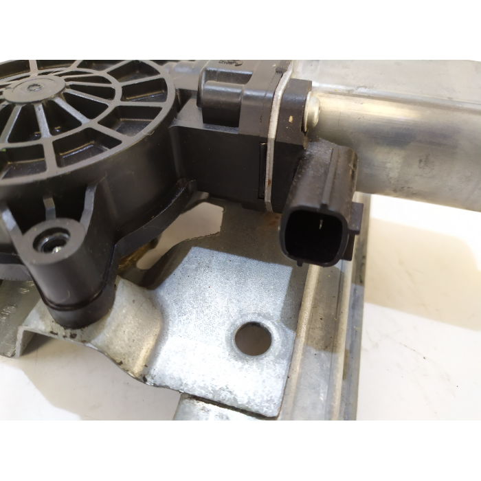 7008880R ALZAVETRO ELETTRICO PORTA POSTERIORE DESTRO DX USATO RENAULT CLIO IV (2012\2019) 