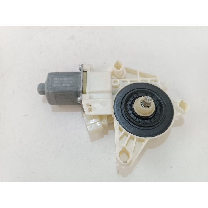 A2469065100 MOTORINO ALZAVETRO ANTERIORE SINISTRO SX USATO MERCEDES CLASSE A W176 \ GLA X156