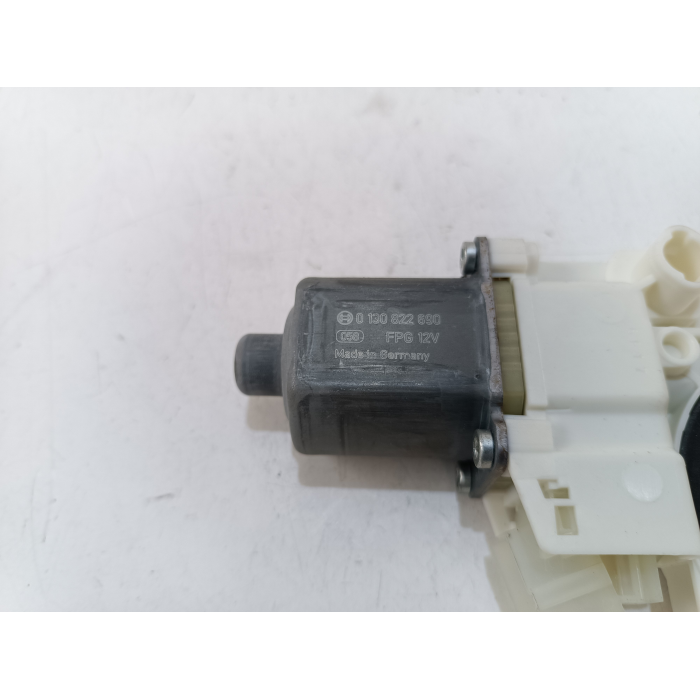 A2469065100 MOTORINO ALZAVETRO ANTERIORE SINISTRO SX USATO MERCEDES CLASSE A W176 \ GLA X156