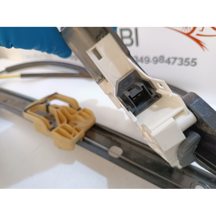 4H0837462B ALZAVETRO MOTORINO ELETTRICO PORTA ANTERIORE DESTRO DX AUDI A8 D4 (2009\2017)