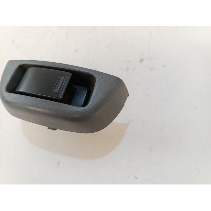 74232-0H010 PULSANTE ALZAVETRO PORTA ANTERIORE SINISTRO SX USATO PEUGEOT 107 1.0 (2005\2014) 2009