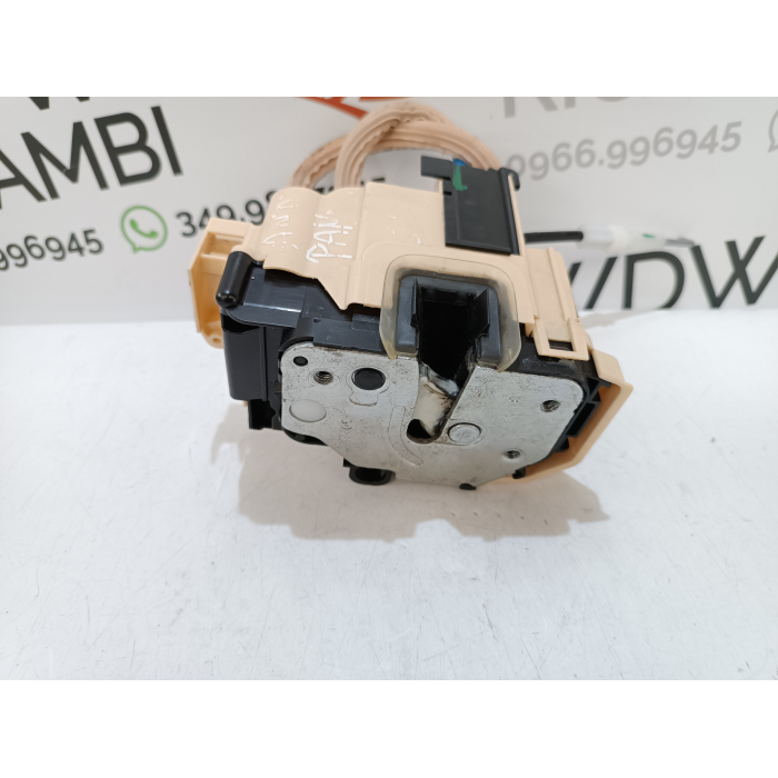 521915030 SERRATURA CHIUSURA PORTA ANTERIORE DESTRO DX USATO FIAT PANDA (312\319) (DAL 2012 IN POI >)