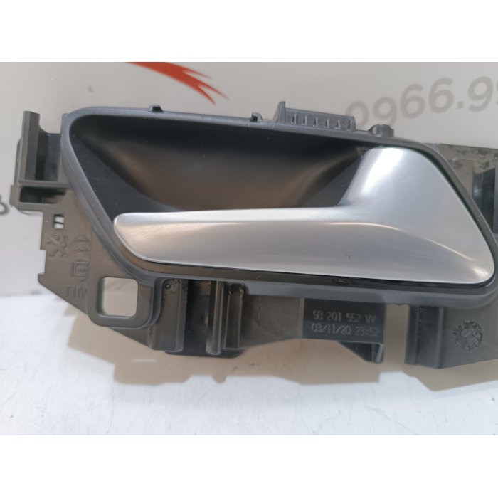 98201552W MANIGLIA INTERNA APRI PORTA ANTERIORE DESTRO DX USATO PEUGEOT 3008 II 2° (DAL 2016 > IN POI)