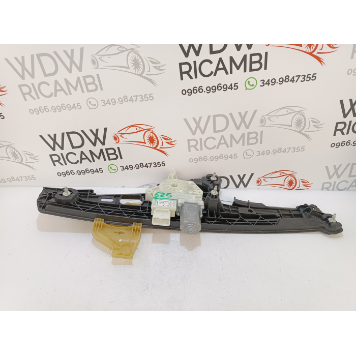 807203293R ALZAVETRO ELETTRICO PORTA ANTERIORE DESTRO DX USATO RENAULT CAPTUR 2° (DAL 2019 IN POI >)
