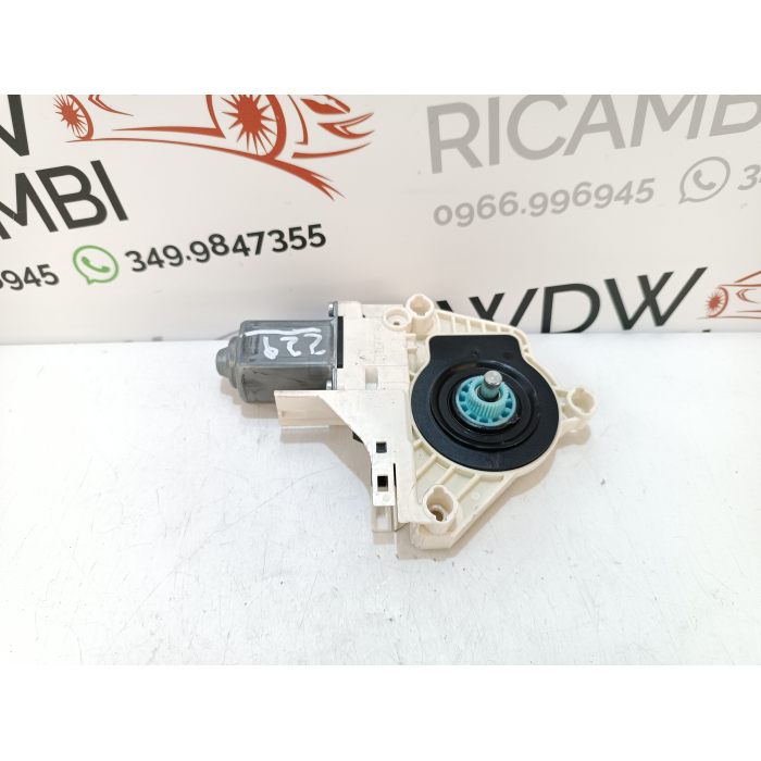 8K0959812A MOTORINO ALZAVETRO PORTA POSTERIORE DESTRO DX USATO AUDI Q3 8U 2.0 TDI (2011\2018) 