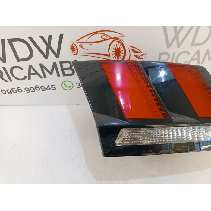 9810477880 FANALE STOP INTERNO POSTERIORE SINISTRO SX USATO PEUGEOT 3008 2° (2016\2020) 