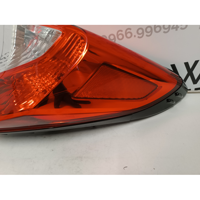 STOP FANALE POSTERIORE POST ESTERNO DESTRO DX TOYOTA C-HR CHR DAL 2016 IN POI 81550-F4010