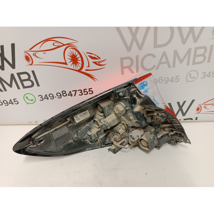 STOP FANALE POSTERIORE POST ESTERNO DESTRO DX TOYOTA C-HR CHR DAL 2016 IN POI 81550-F4010