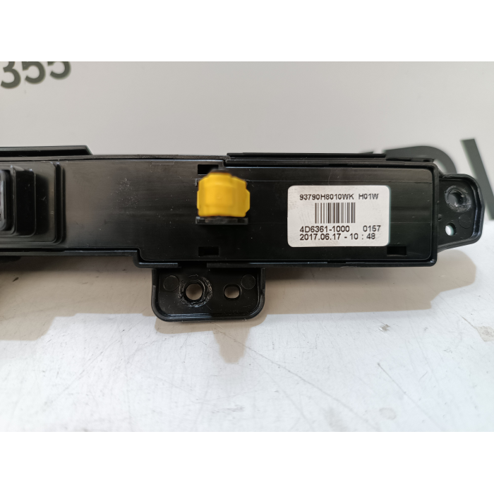 93790H8010WK PULSANTIERA CENTRALE COMANDI USATO KIA RIO (YB) 1.2 (DAL 2017 IN POI >)
