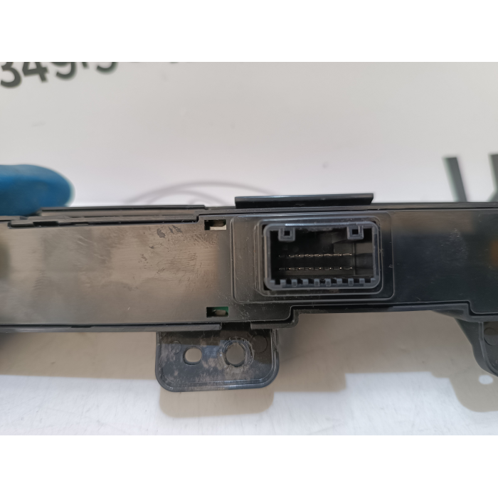 93790H8010WK PULSANTIERA CENTRALE COMANDI USATO KIA RIO (YB) 1.2 (DAL 2017 IN POI >)