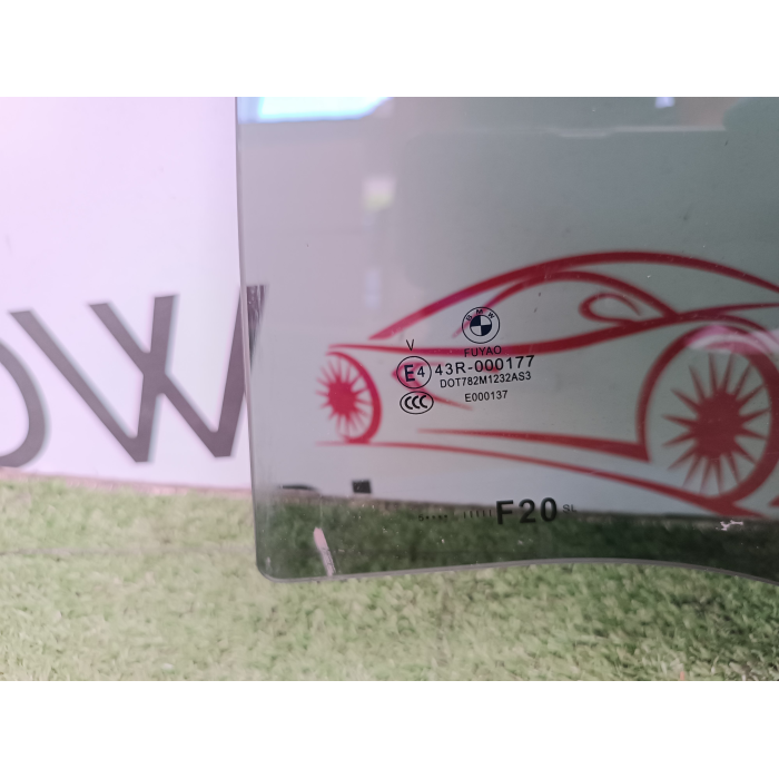 VETRO OSCURATO SCENDENTE POSTERIORE SINISTRO SX USATO BMW F20 SERIE 1 (2011\2019) 2015
