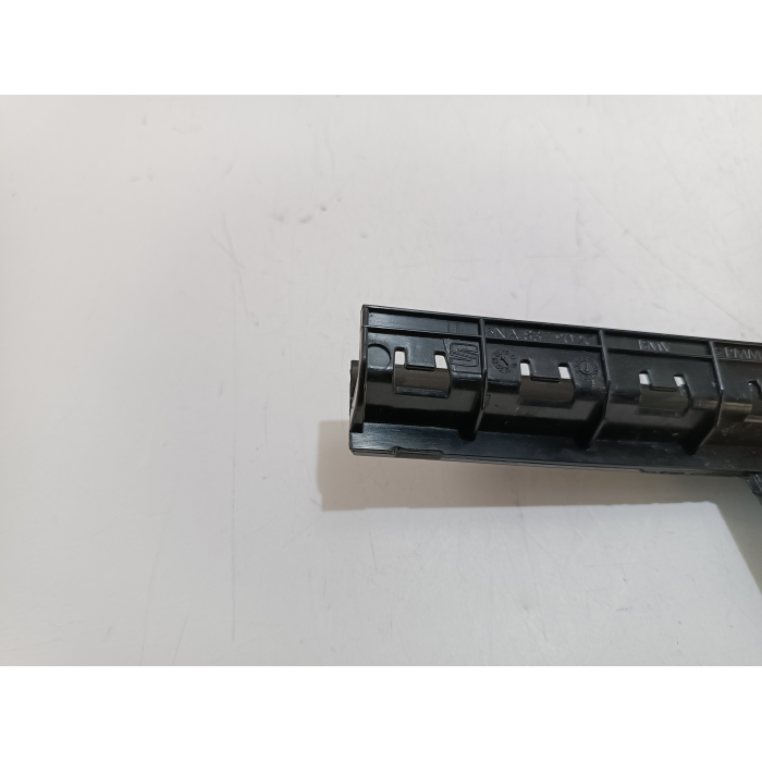 5NA837890 RIVESTIMENTO PORTA ANTERIORE DESTRO DX USATO VW TIGUAN (AD1) (2016\2024) 