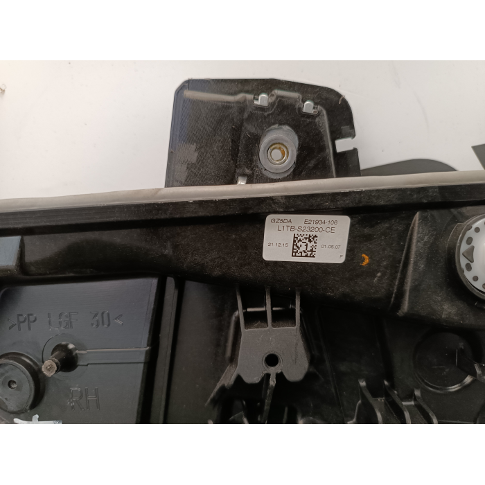 L1TB-S23200-CE ALZAVETRO PANNELLO ANTERIORE DESTRO FORD PUMA ST-LINE (DAL 2019 >) E25884-102