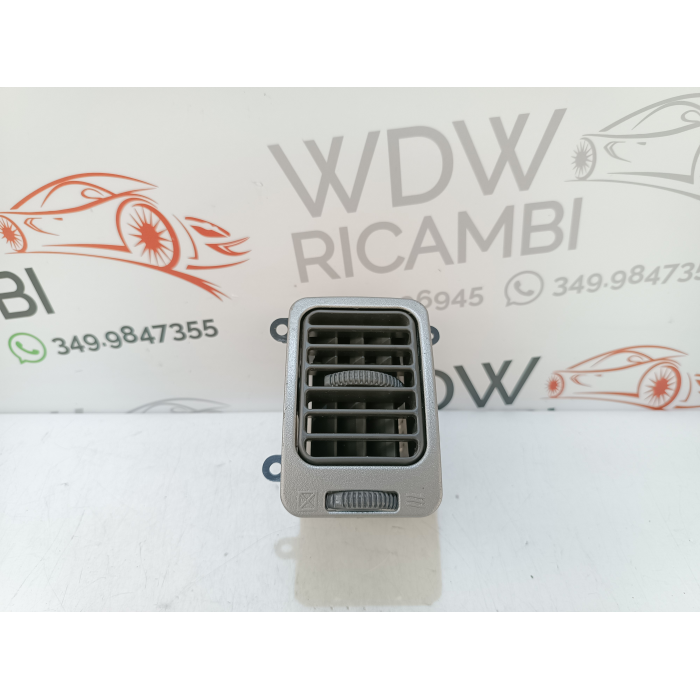 SPC00427 BOCCHETTA ARIA CRUSCOTTO LATO DESTRO USATO MITSUBISHI L200 3° SERIE (1996\2005)