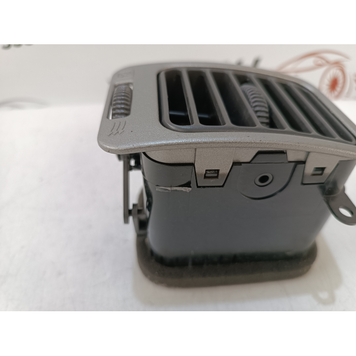SPC00427 BOCCHETTA ARIA CRUSCOTTO LATO DESTRO USATO MITSUBISHI L200 3° SERIE (1996\2005)
