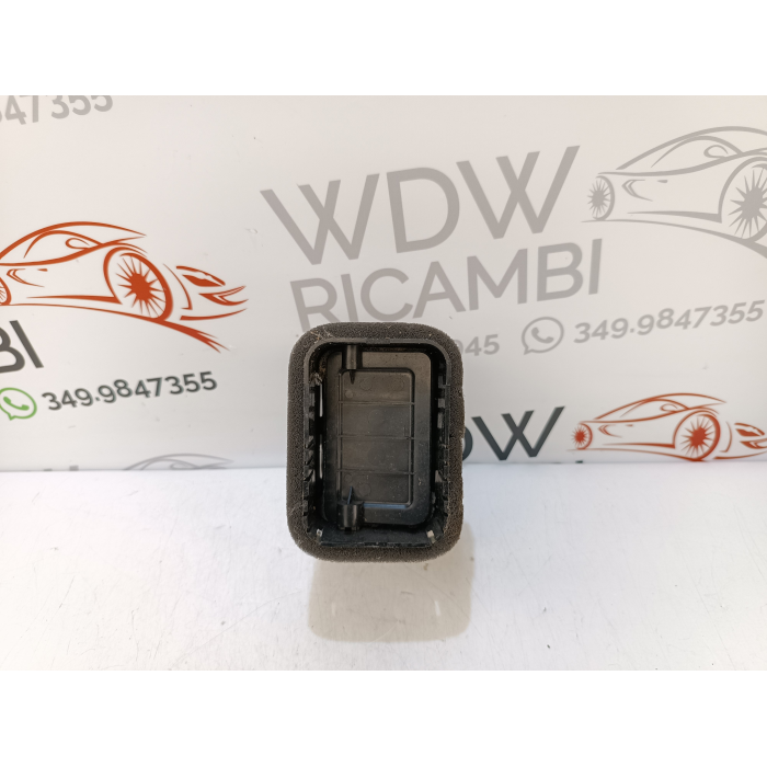 SPC00427 BOCCHETTA ARIA CRUSCOTTO LATO DESTRO USATO MITSUBISHI L200 3° SERIE (1996\2005)