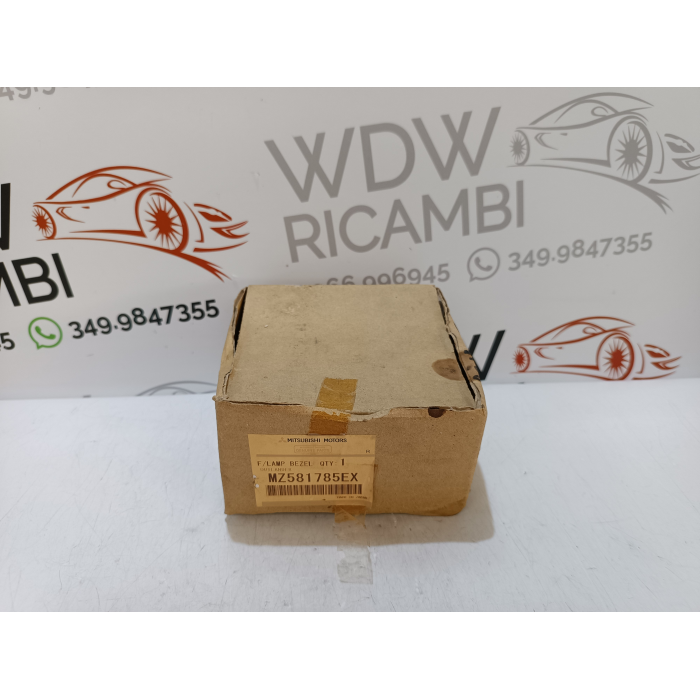 MZ581785EX CORNICE FENDINEBBIA PARAURTI ANTERIORE MITSUBISHI OUTLANDER 3° (2012\2021) NUOVO