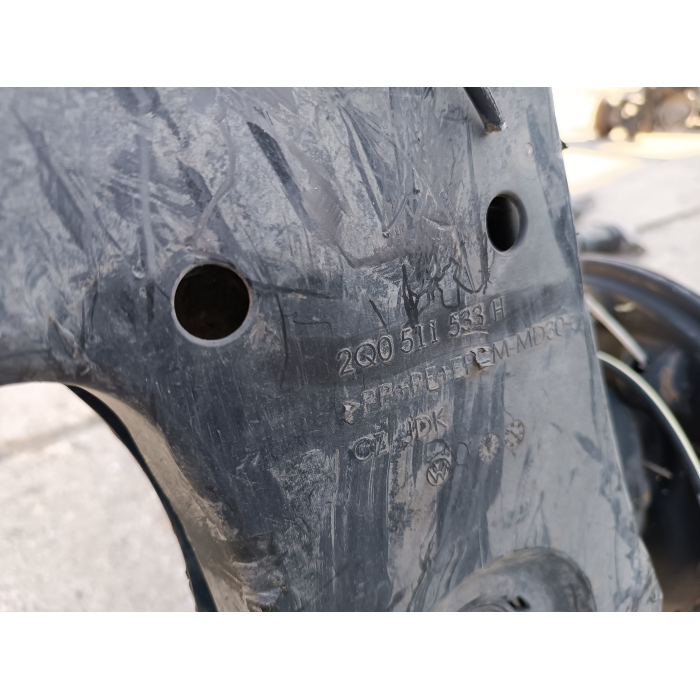 2Q0511533H PONTE ASSALE POSTERIORE POST VW POLO 1.0 (AW1 \ F) (2017\2021)