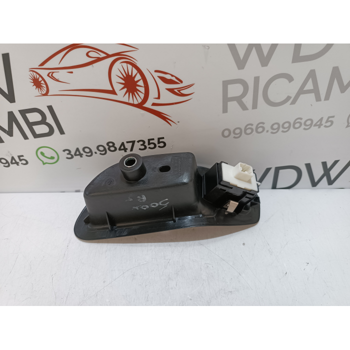 PULSANTE PULSANTIERA POSTERIORE SINISTRO FIAT 500X CROSS 2.0 MTJ 4X4 (DAL 2014 IN POI >)  