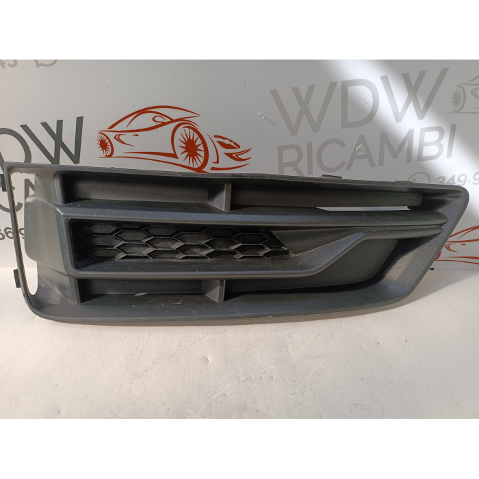 8W0807681P GRIGLIA PARAURTI ANTERIORE LATO SINISTRO AUDI A4 AVANT (B9) 3.0 TDI (2015\2019) 