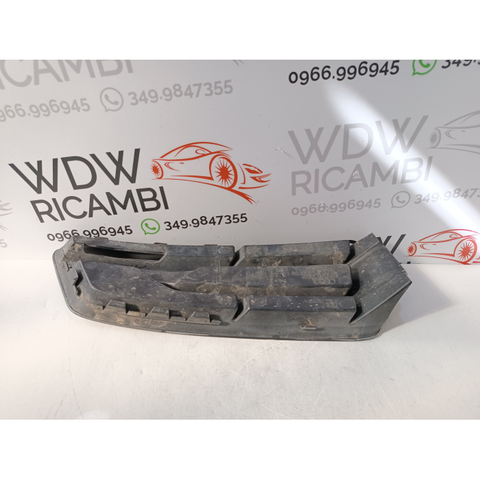 8W0807681P GRIGLIA PARAURTI ANTERIORE LATO SINISTRO AUDI A4 AVANT (B9) 3.0 TDI (2015\2019) 