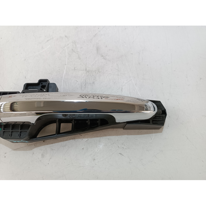 MANIGLIA ESTERNA PORTA POSTERIORE DESTRO FIAT 500L 1.6 MTJ (DAL 2012 IN POI >) 