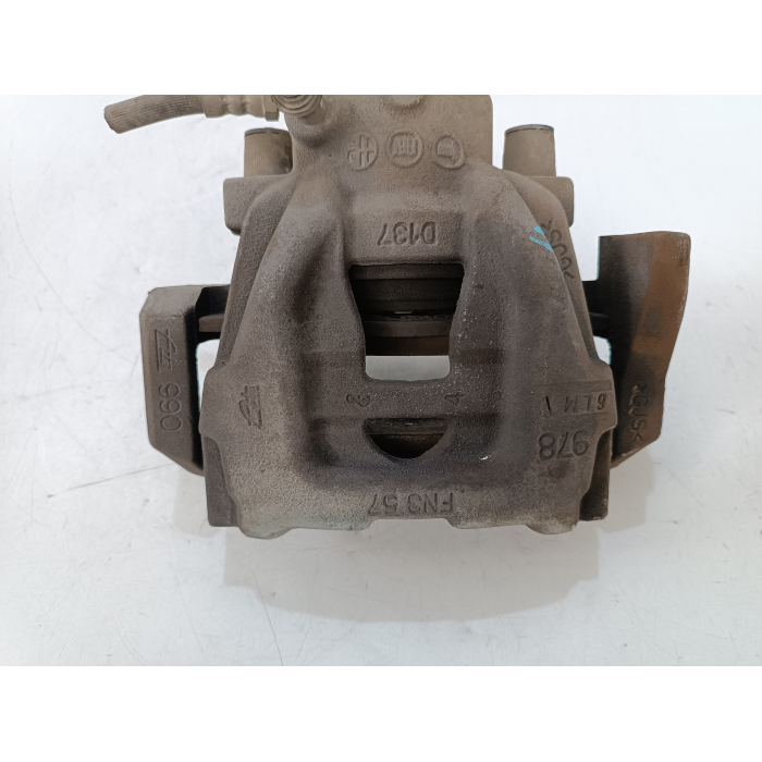 PINZA FRENO ANTERIORE DESTRO FIAT 500L 1.6 MTJ (DAL 2012 IN POI >) USATO ORIGINALE