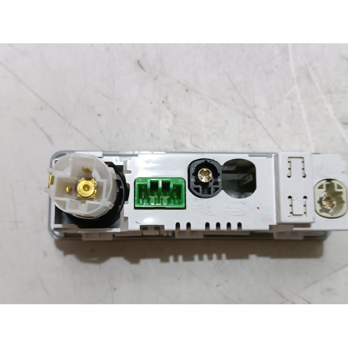FK72-19C166-BC MODULO PRESA ATTACCO AUX USB NAV LAND ROVER DISCOVERY SPORT (2014\2018)