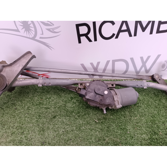 FK72-17500-AA MOTORINO TERGICRISTALLO ANTERIORE LAND ROVER DISCOVERY SPORT 2.0 TD4 (2014\2018)