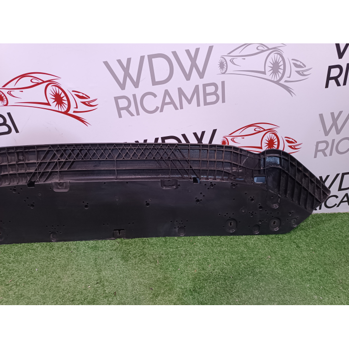 8W0807611A CARTER INFERIORE PARAURTI ANTERIORE AUDI A4 AVANT (B9) 3.0 TDI (2015\2019) 