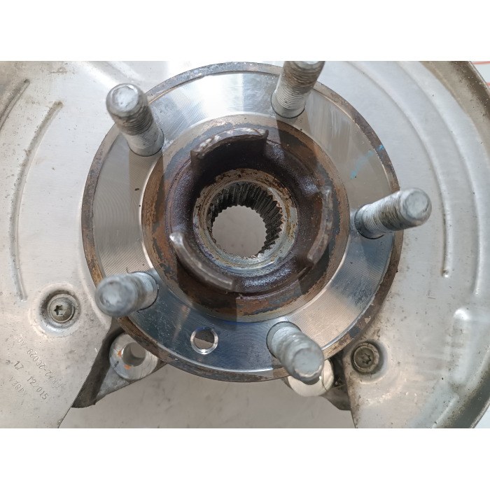 FUSELLO MOZZO POSTERIORE SINISTRO LAND ROVER DISCOVERY SPORT 2.0 TD4 (2014\2018)