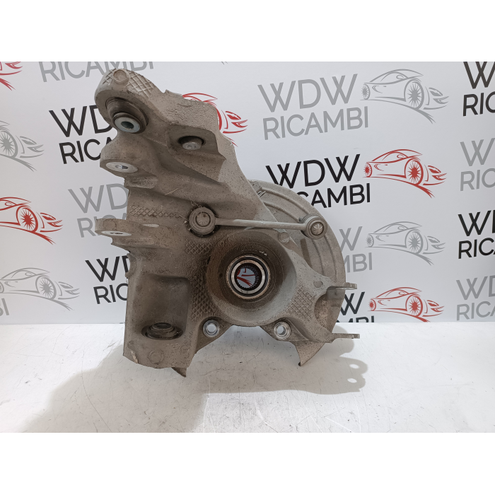 FUSELLO MOZZO POSTERIORE DESTRO LAND ROVER DISCOVERY SPORT 2.0 TD4 (2014\2018)
